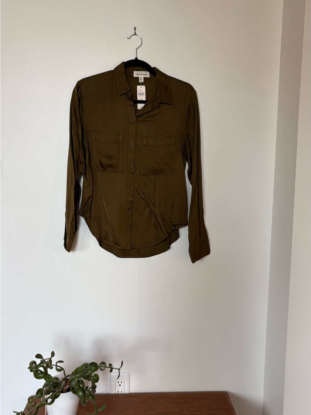 cloth & stone Olive Green Button-Front Utility Shirt